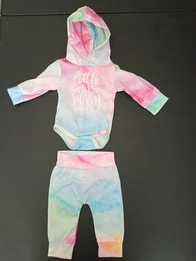Baby Girl Pastel Tie-Dye Outfit Set – "Little Miss Sassy Pants" Hooded Bodysuit